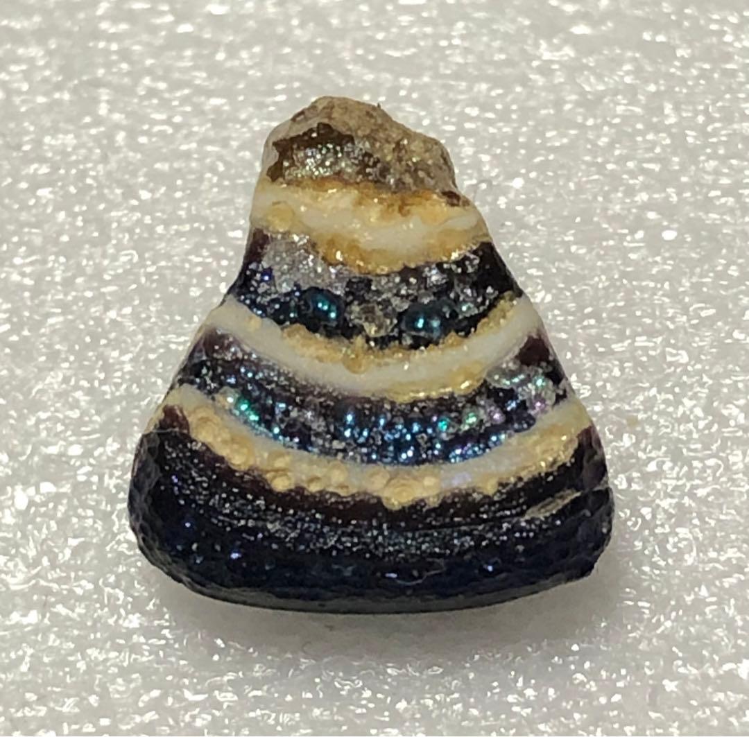 とんぼ玉　帯状モザイク三角玉　銀化　ローマ