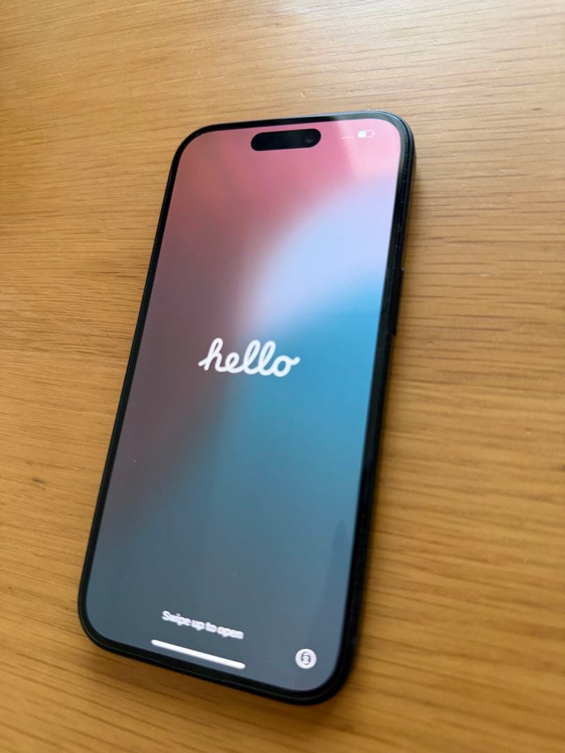 iPhone15 ブラック　128GB 美品　ケース付き