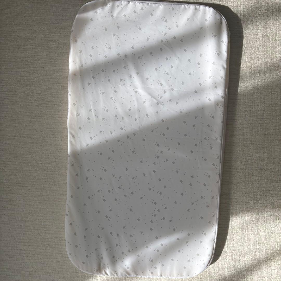 2025最新型モデル　HZDMJ ベビーベッド　カーキ