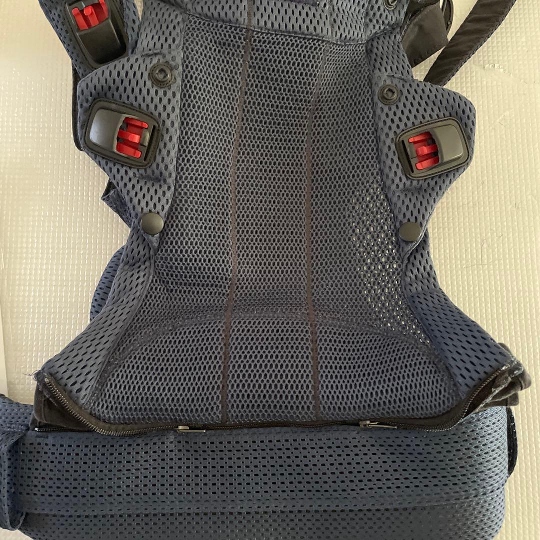 美品　BABYBJORN ヘビービョルン ハーモニー 抱っこ紐　メッシュ