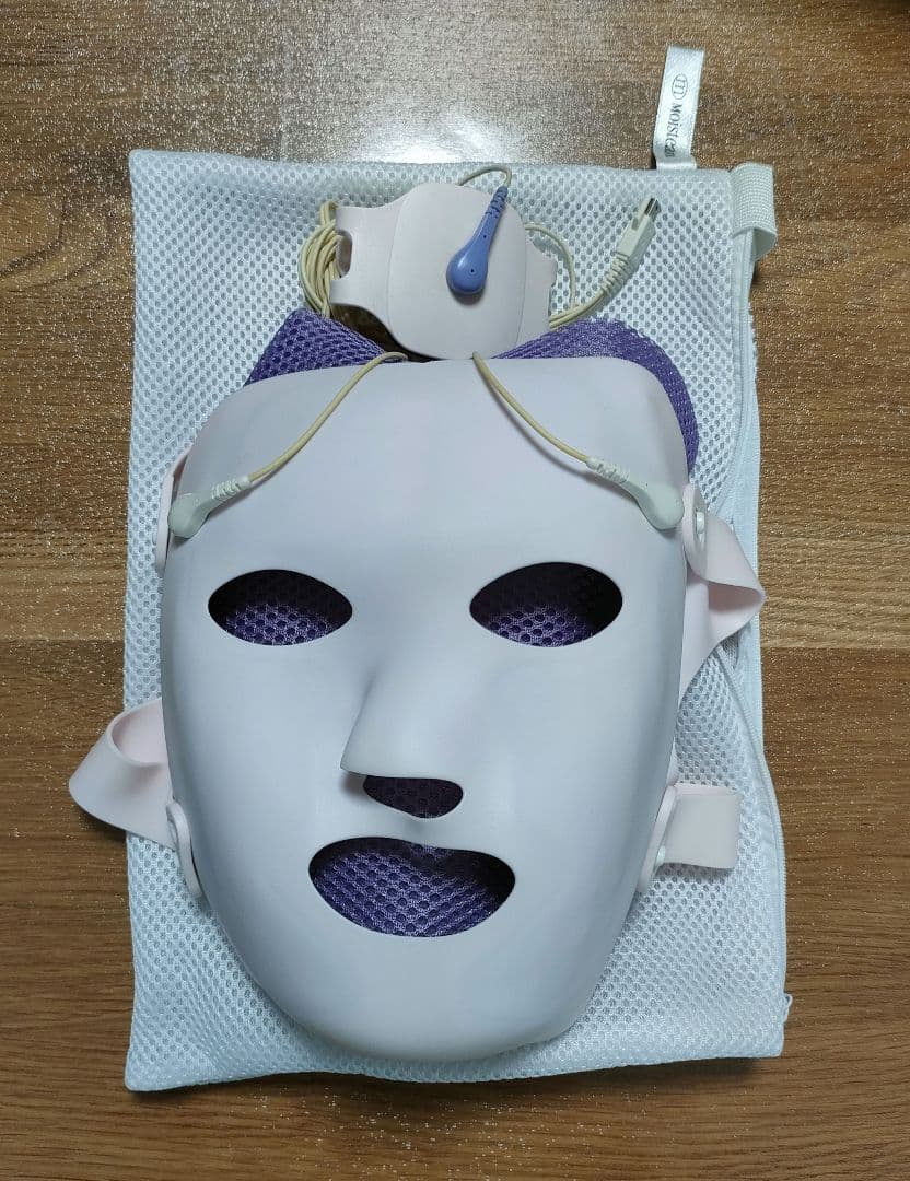 Moisteane 美顔器＆マスク、化粧ポーチ付き