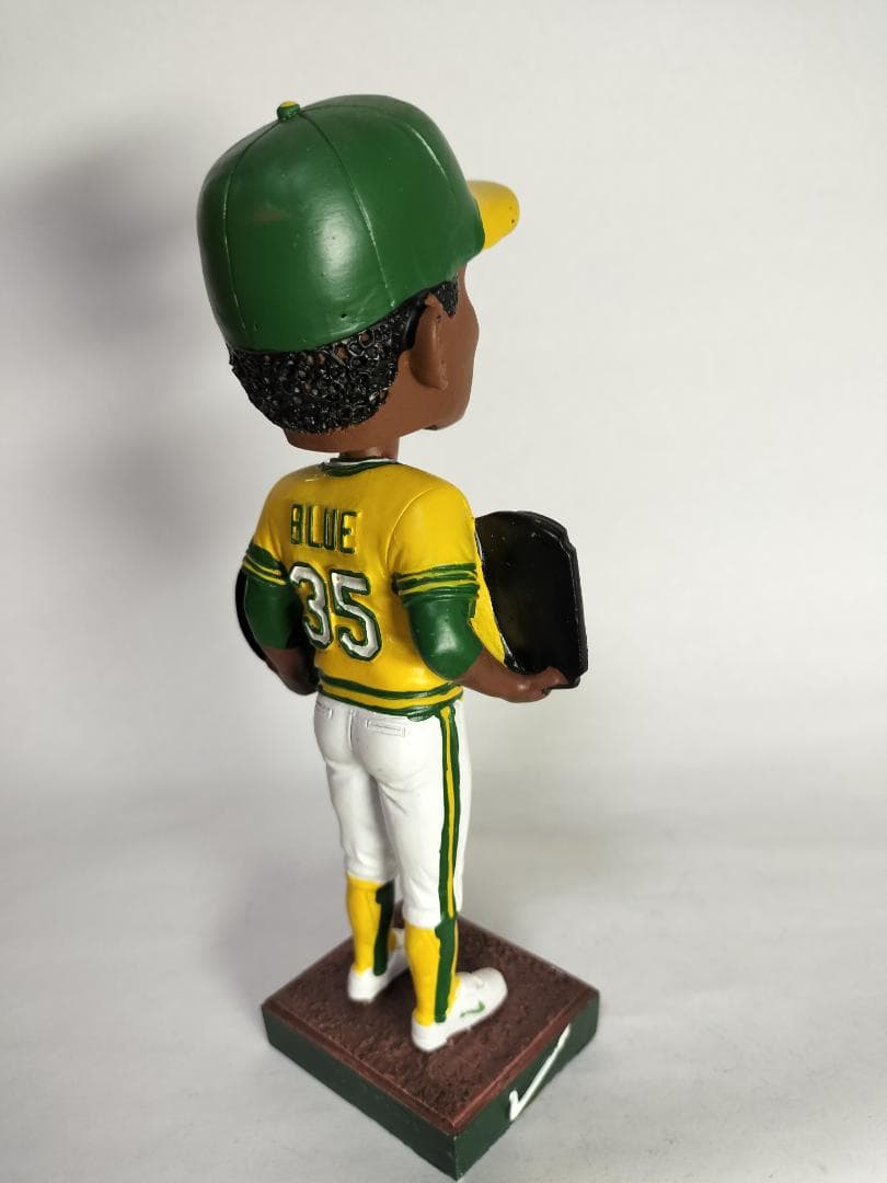 ヴァイダ・ブルー／”サイヤング賞＆MVP” ボブルヘッド人形 (2024）