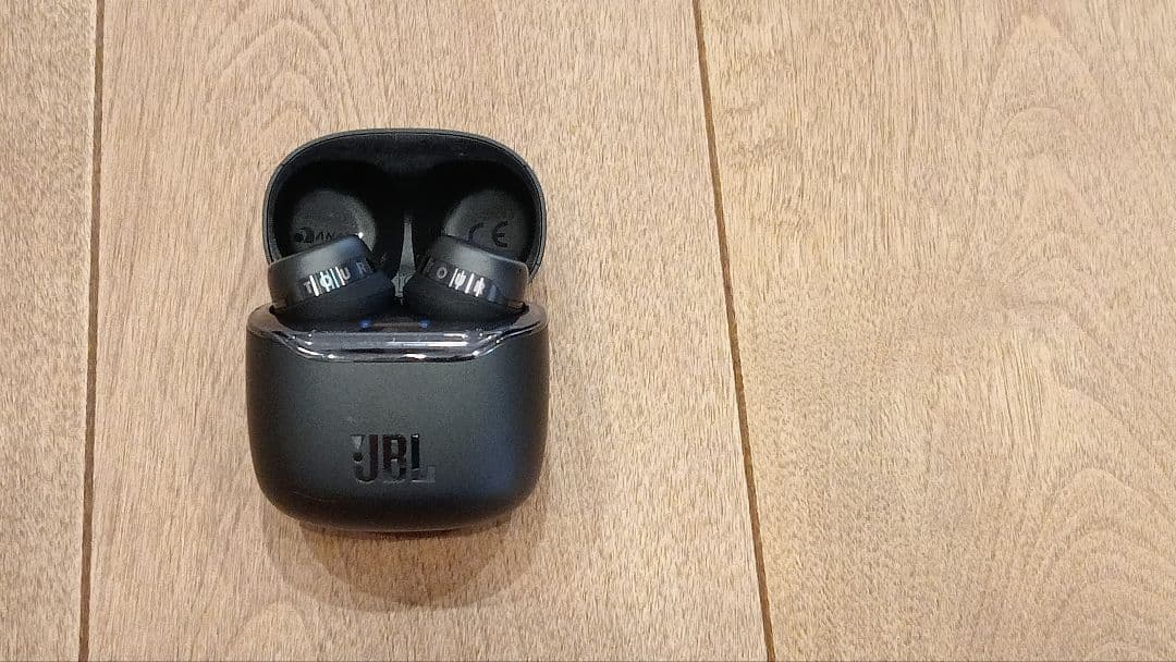イヤホン JBL TOUR PRO+TWS