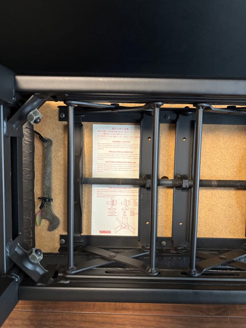 A　YAMAHA CLP-820 Clavinova クラビノーバ