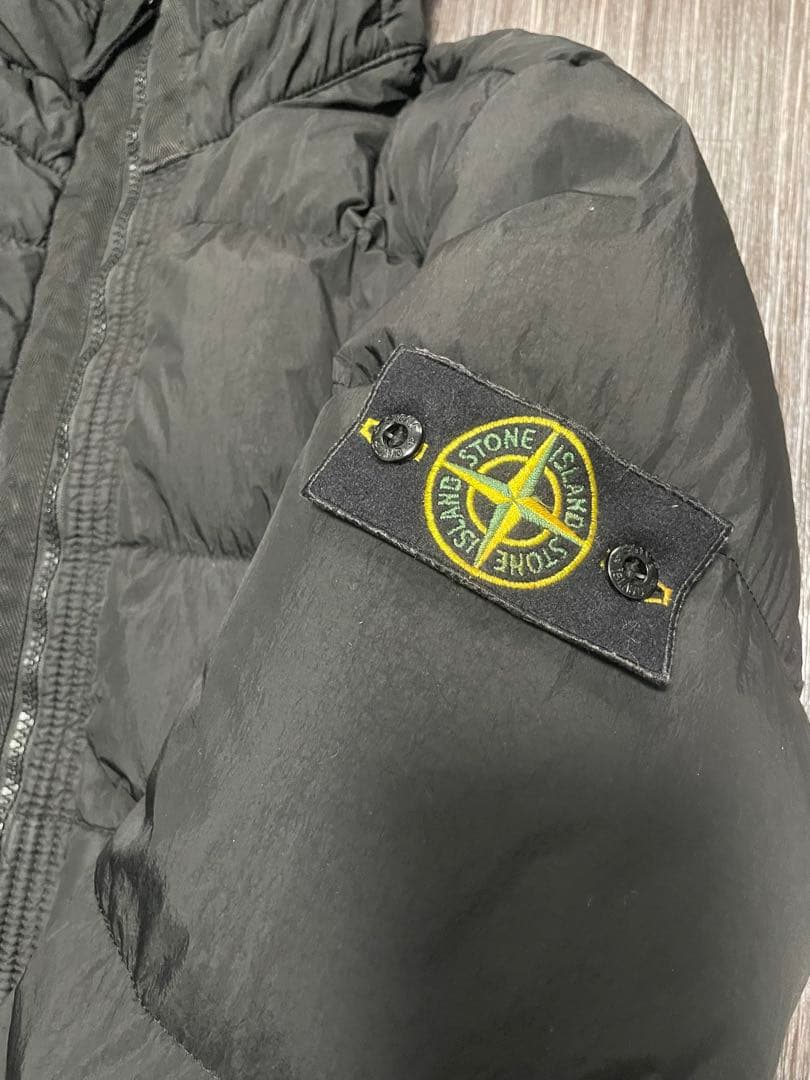 Stone  ダウンジャケット　Mサイズ