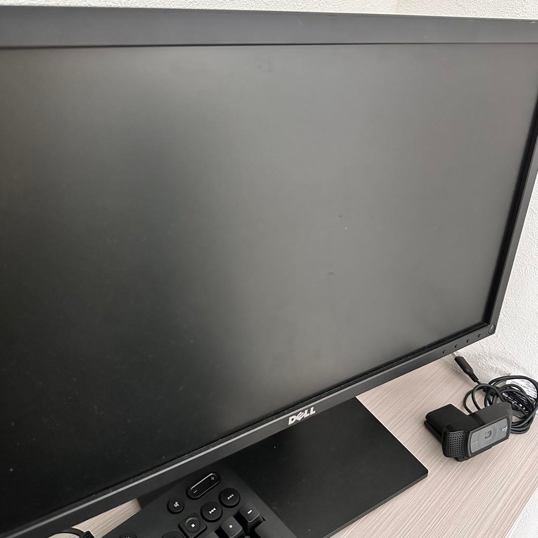 デスクトップ　モニター　キーボード　カメラ　セット