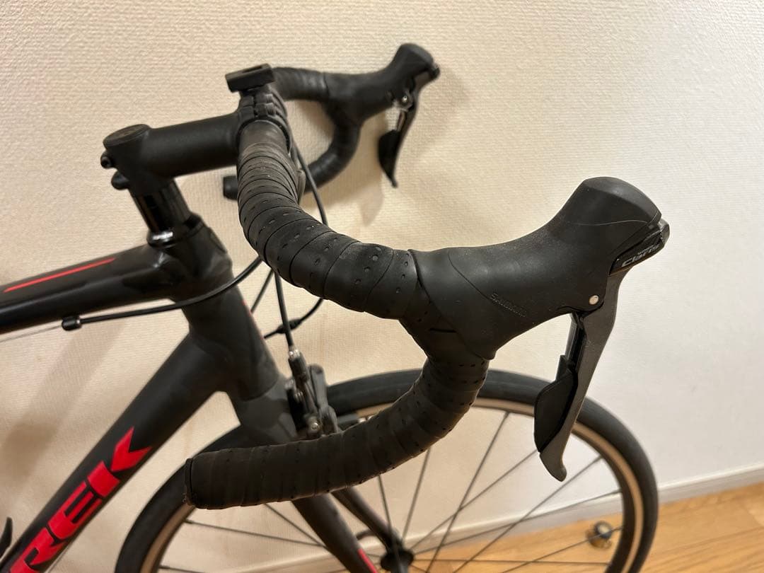 [極美品]ロードバイク　TREK ブラック ライト　反射板　ドリンクホルダー付き