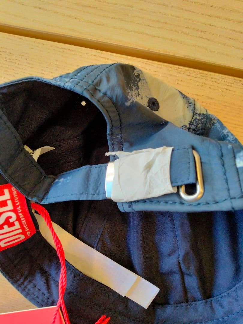 DIESEL（GINNLONG刺繍 SWEAT-SHIRT）＆キャップ2点新品