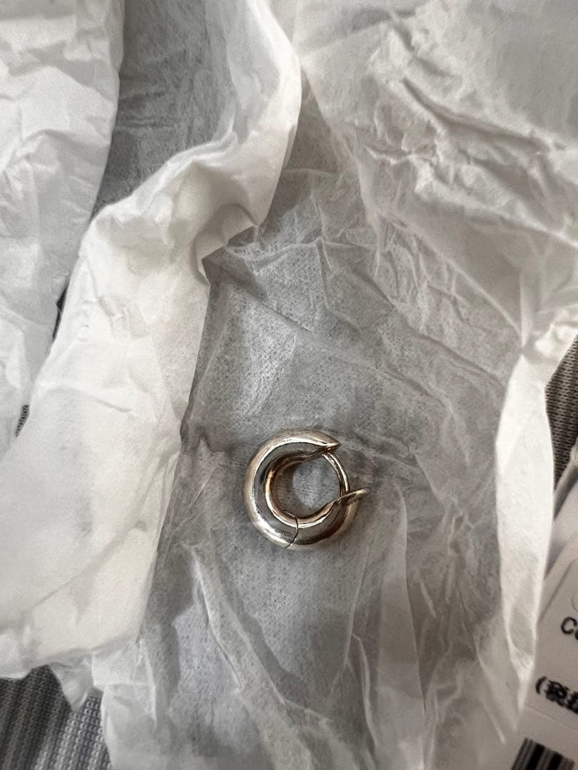 スピネリキルコリン　MINI MACROHOOP SILVER ピアス