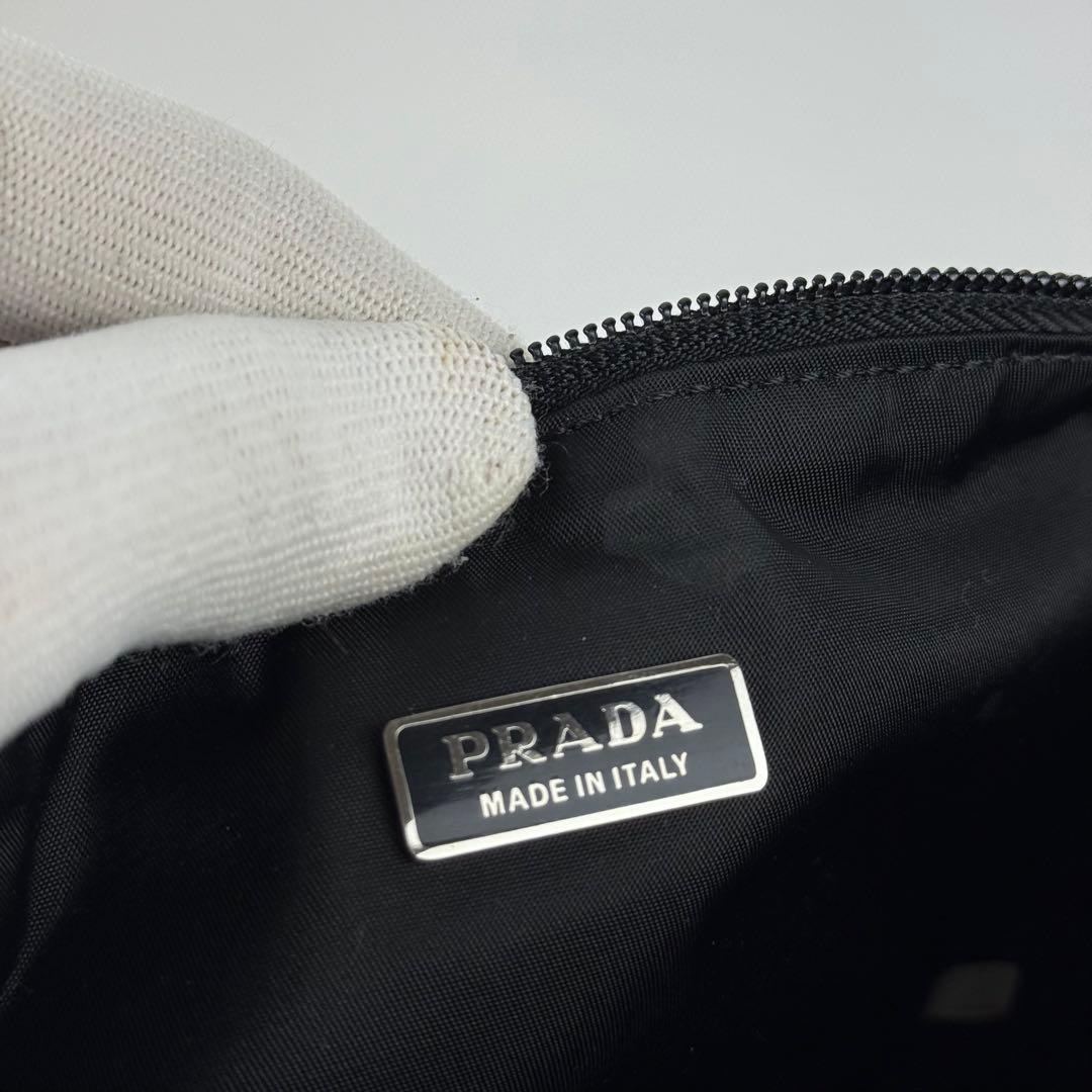 【美品】PRADA プラダ アクセサリーポーチ ハンドバッグ 肩掛け 黒 白タグ