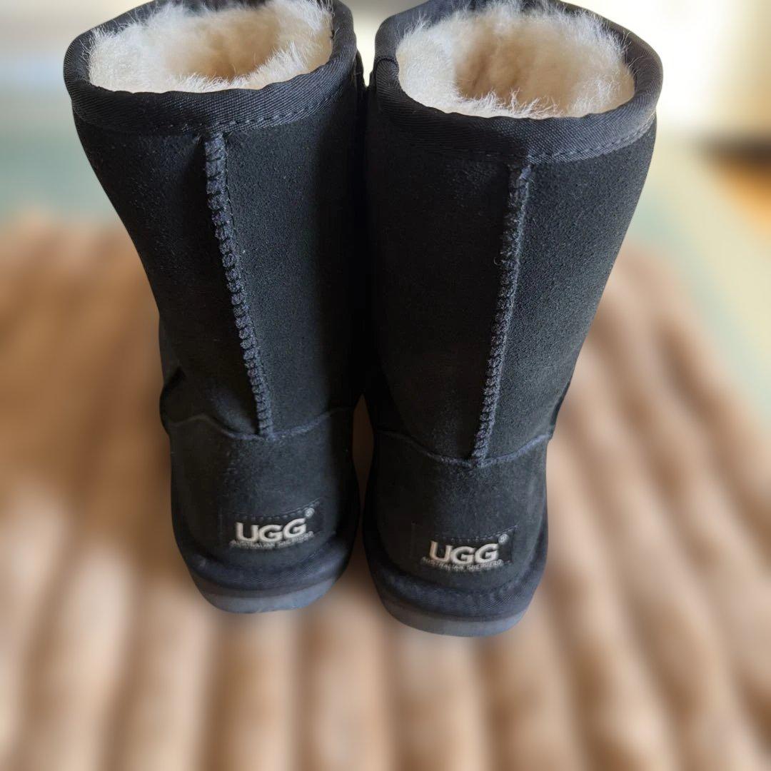 UGG Australian Shepherd ムートンブーツ (Unisex)