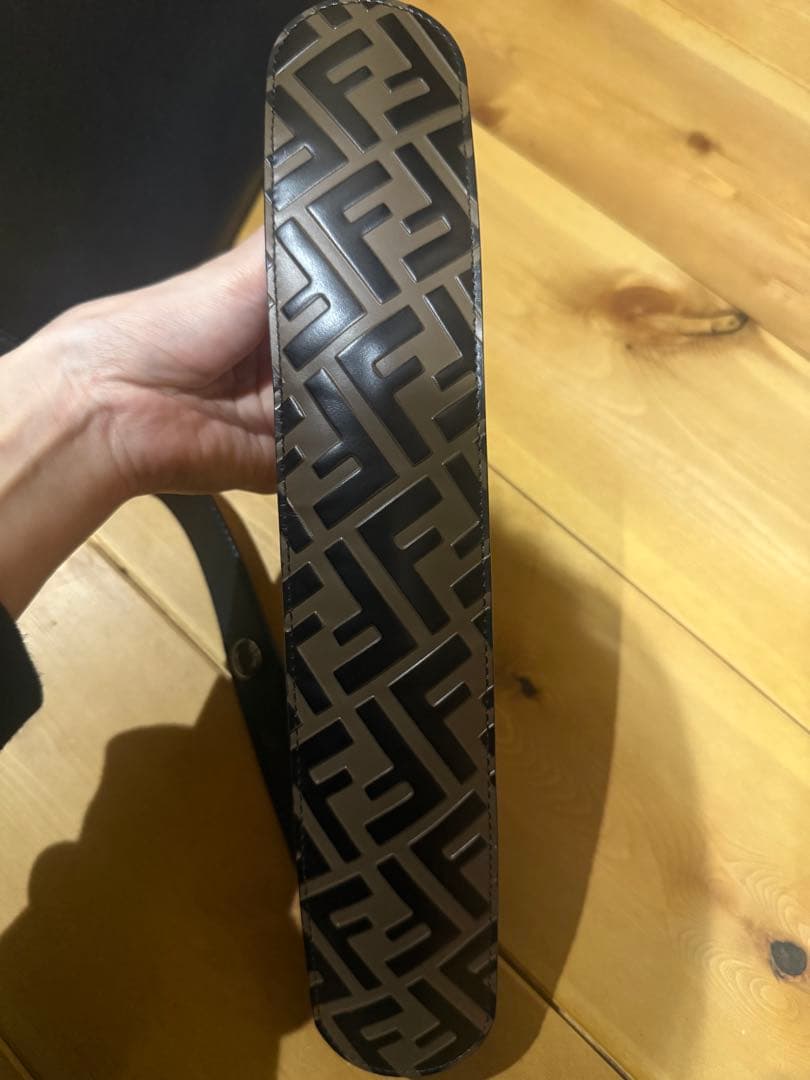 FENDI バイザウェイ ミディアム　ブラック