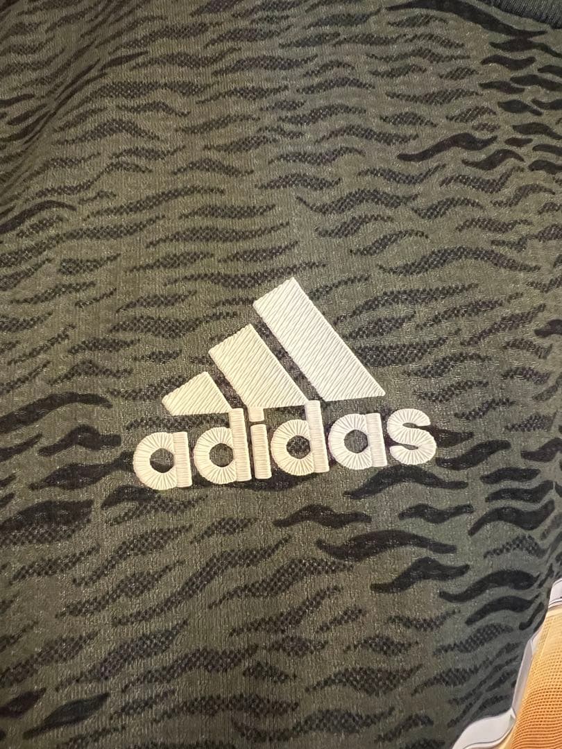 【正規品】マンチェスター・ユナイテッド 20/21 オーセンティック カバーニ