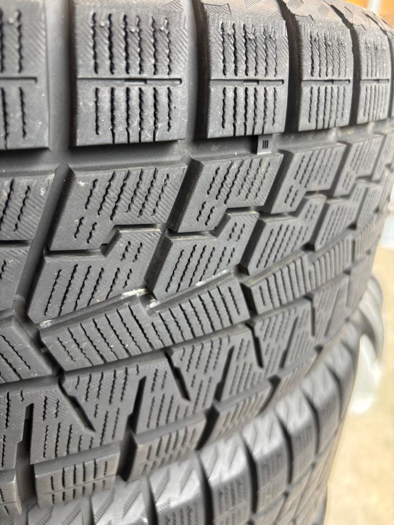 モカ　225/45R18 ホイール付きスタッドレス
