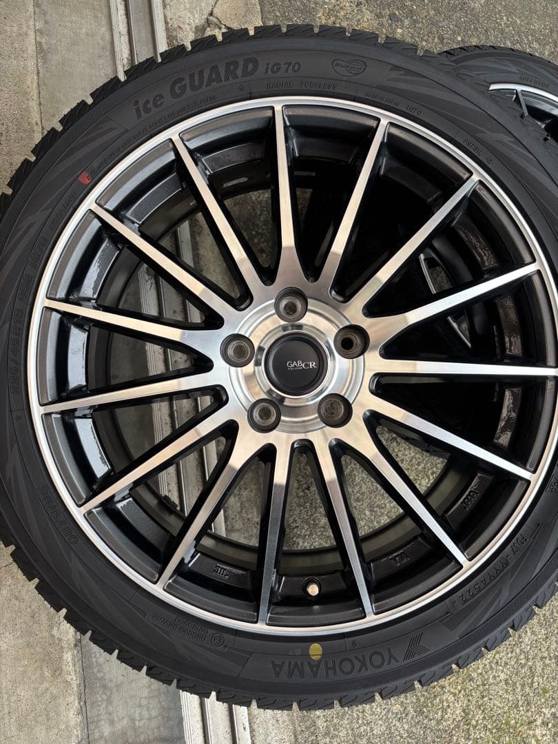 モカ　225/45R18 ホイール付きスタッドレス