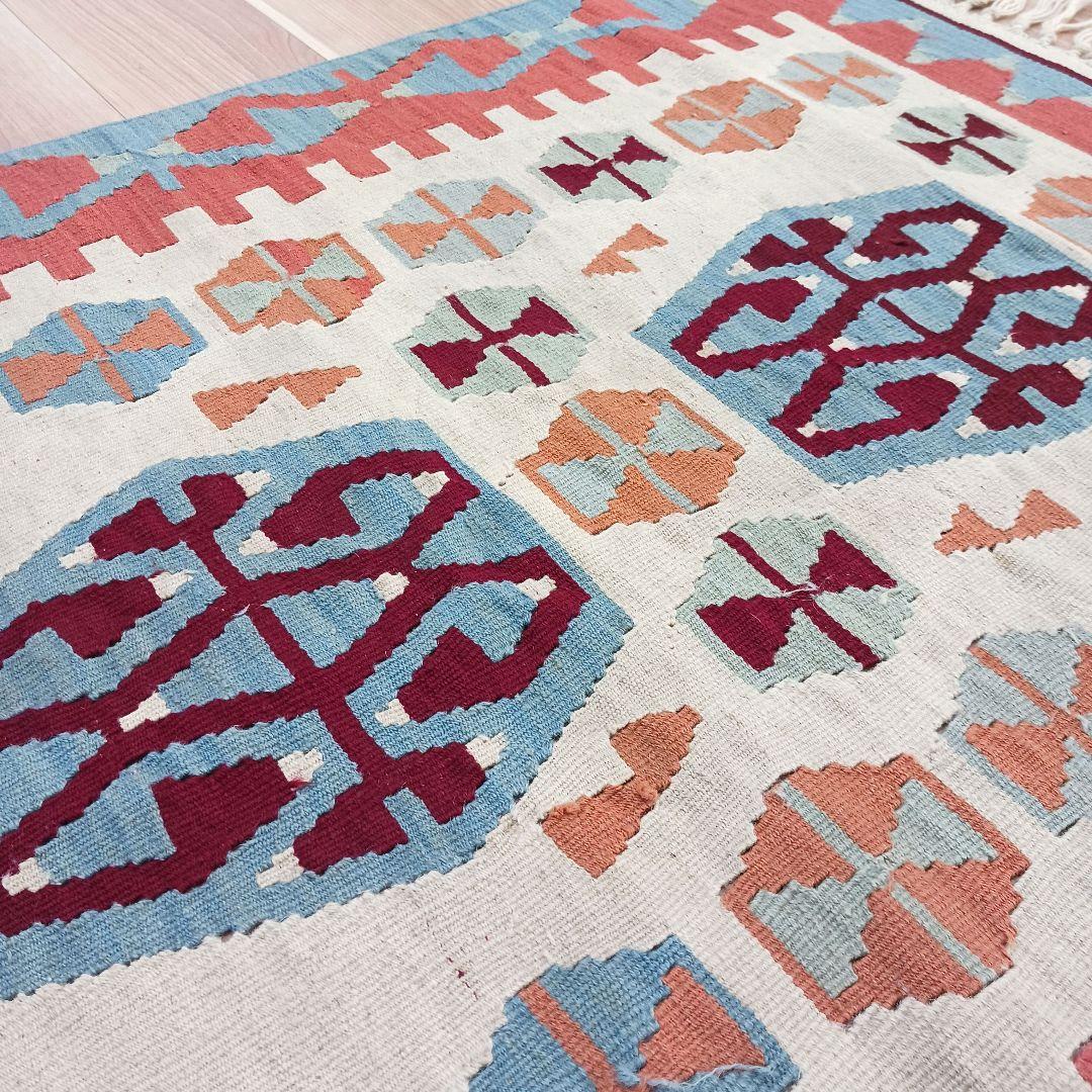 Y3344-1 トルコ キリムラグ ウール 手織り 120×89㎝ 絨毯