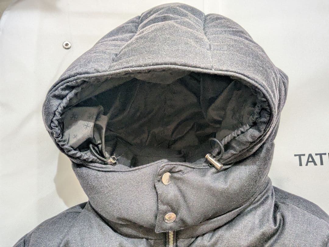 極美品　タトラス DOMIZIANO　ドミツィアーノダウン　サイズ3 チャコール