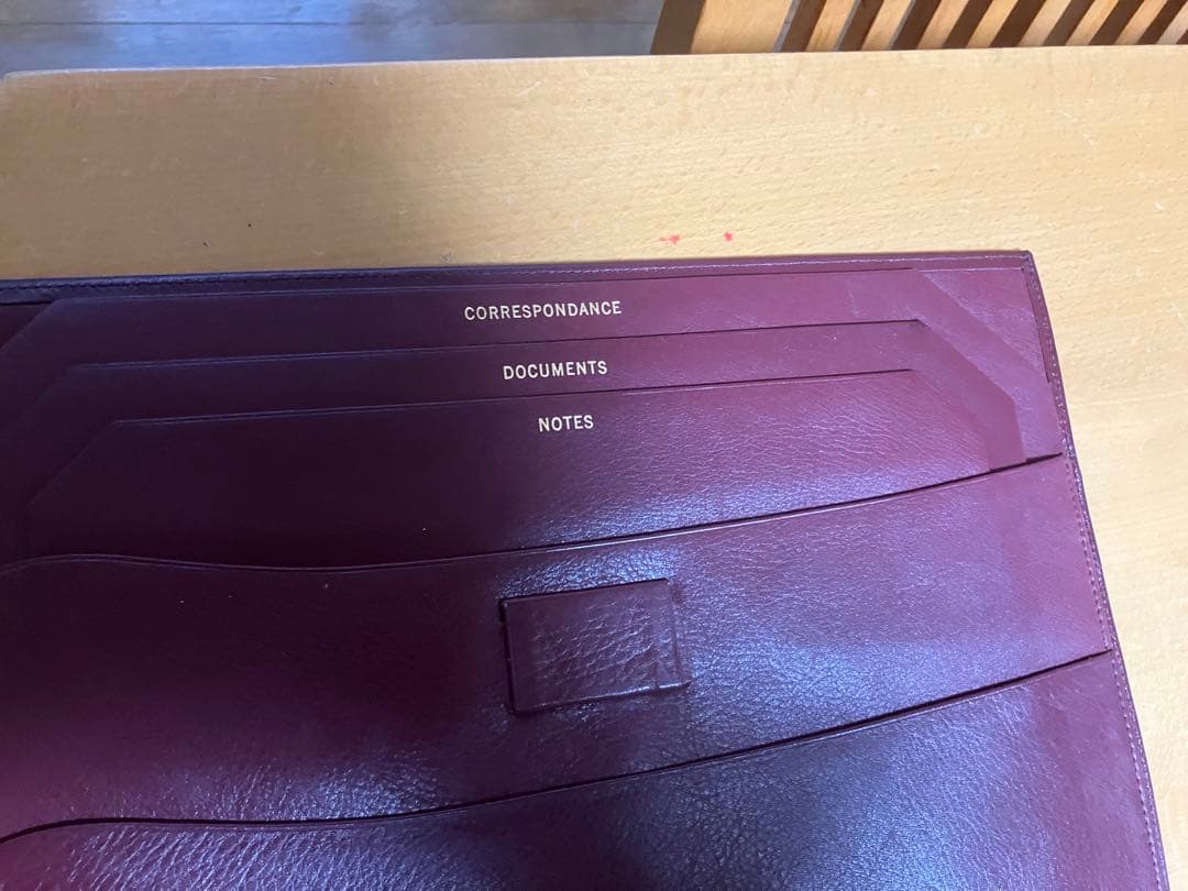 カルティエ　ドキュメントケース