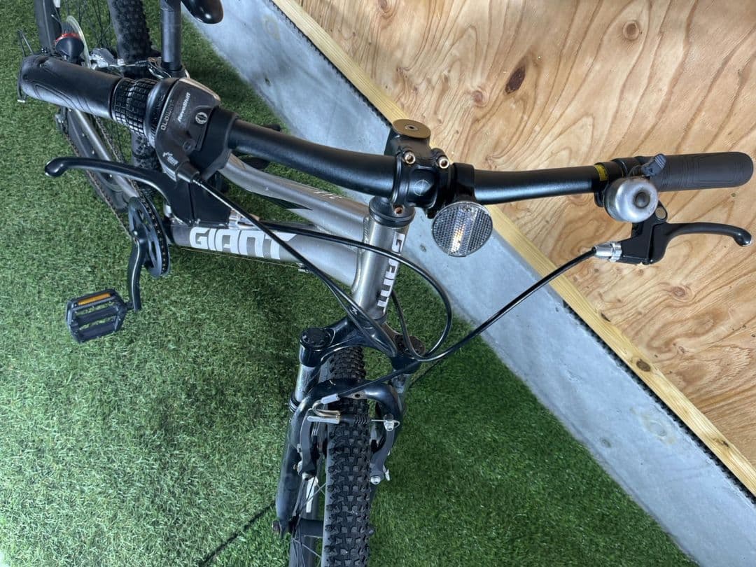 billy brown GIANT XTC jr 24インチ 外装7段ギア