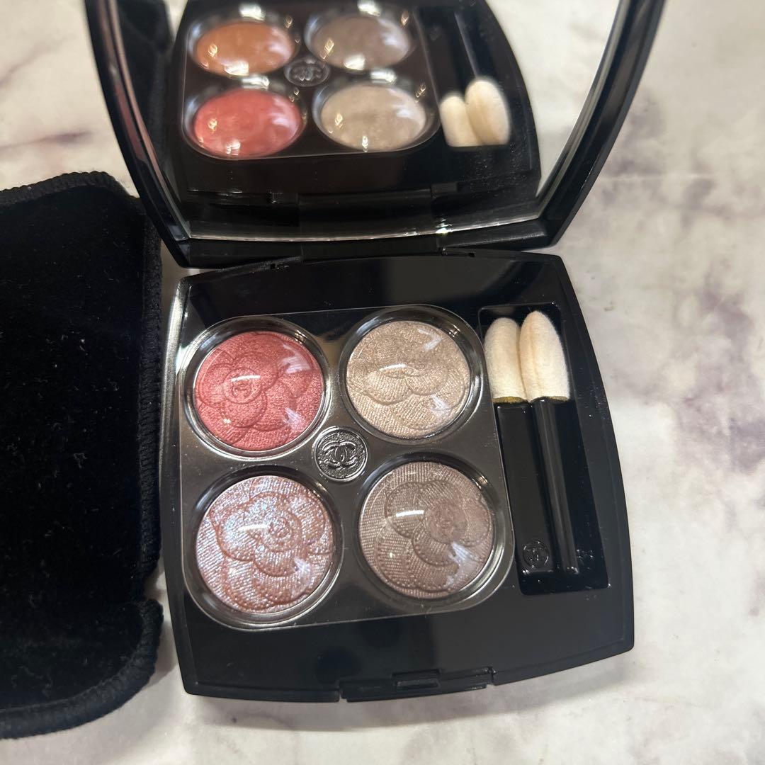 CHANEL レ キャトル オンブル 387ユートピア 限定