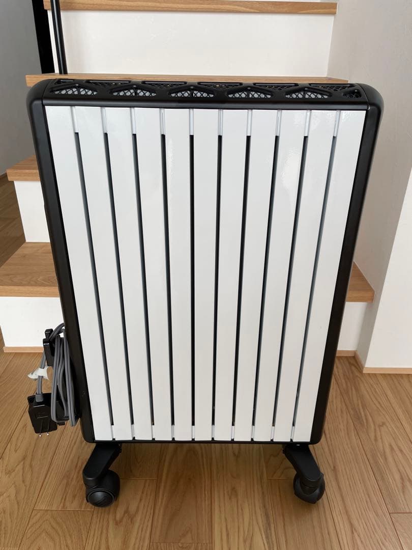 デロンギ オイルヒーター　MDHAA15WIFI-BK