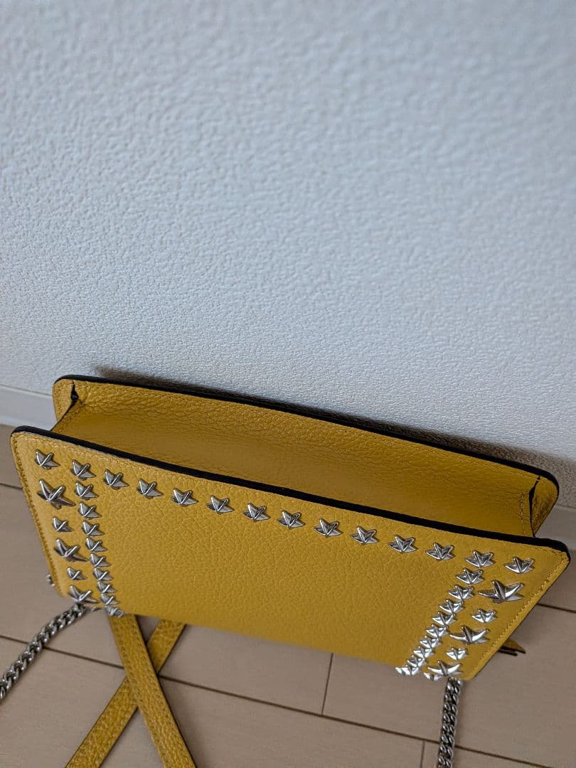 JIMMY CHOO イエロー スタースタッズ ショルダーバッグ