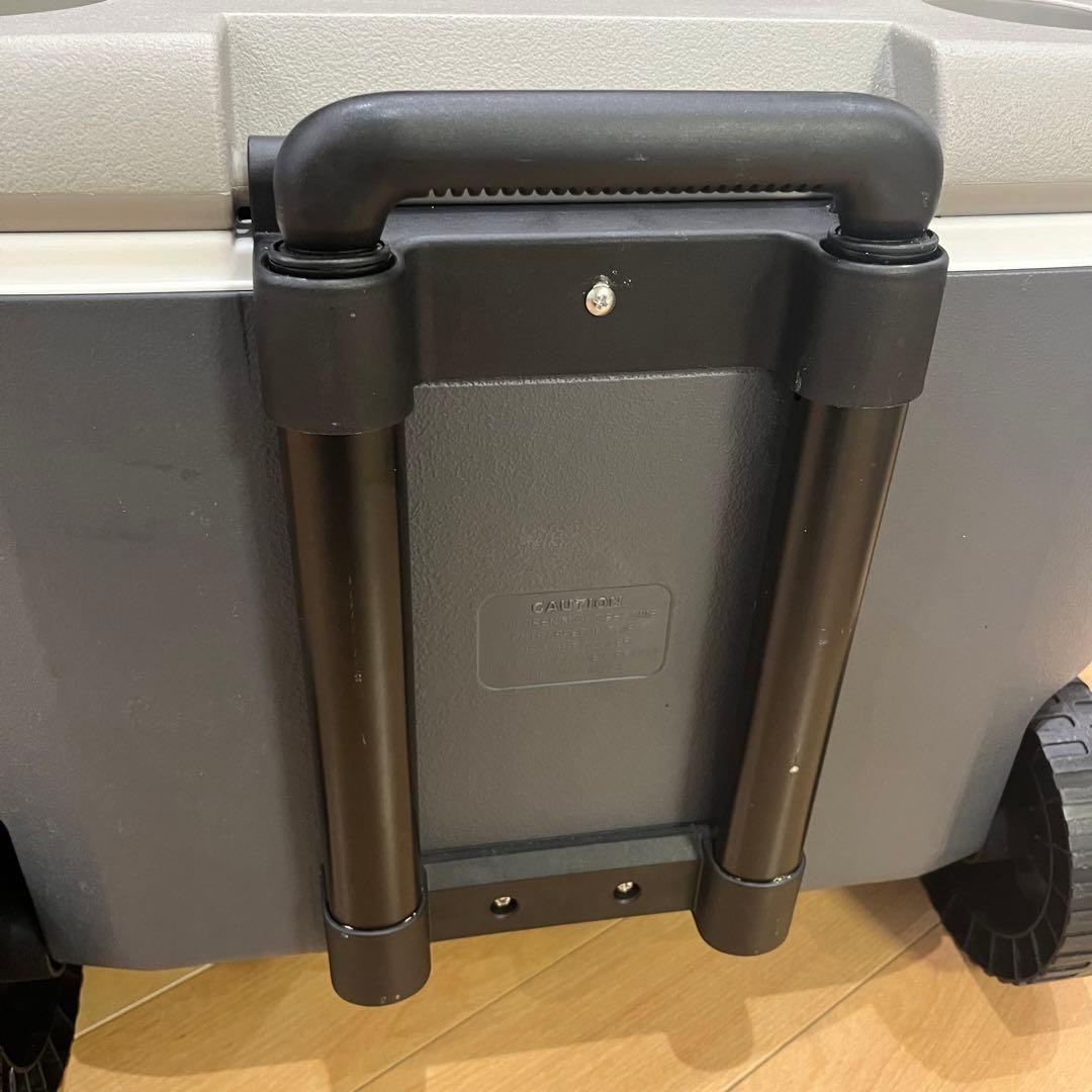 Colemanインスタントバイザーシェード /250+ クーラーボックス