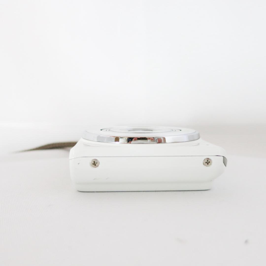 CASIO EXILIM EX-Z31　ホワイト コンパクトデジタルカメラ