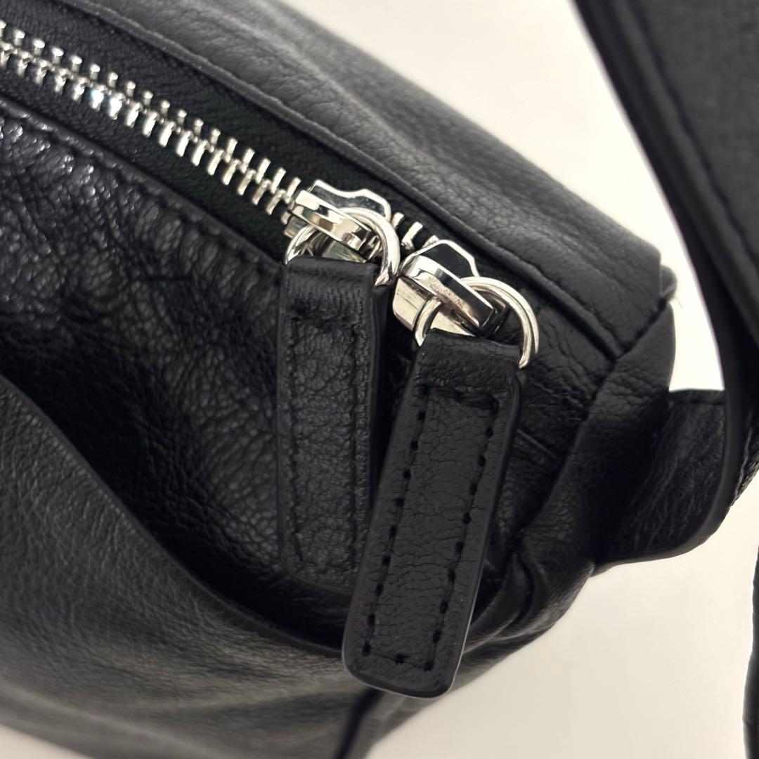 ear PAPILLONNER ミニスワローマチショルダーバッグ　黒