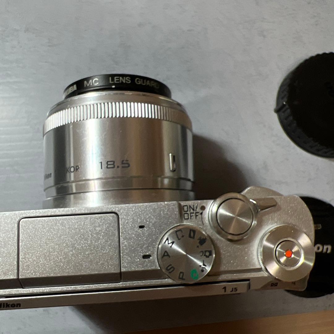 ローキンNikon1 ミラーレスカメラ ニコン j5 トリプルレンズセット
