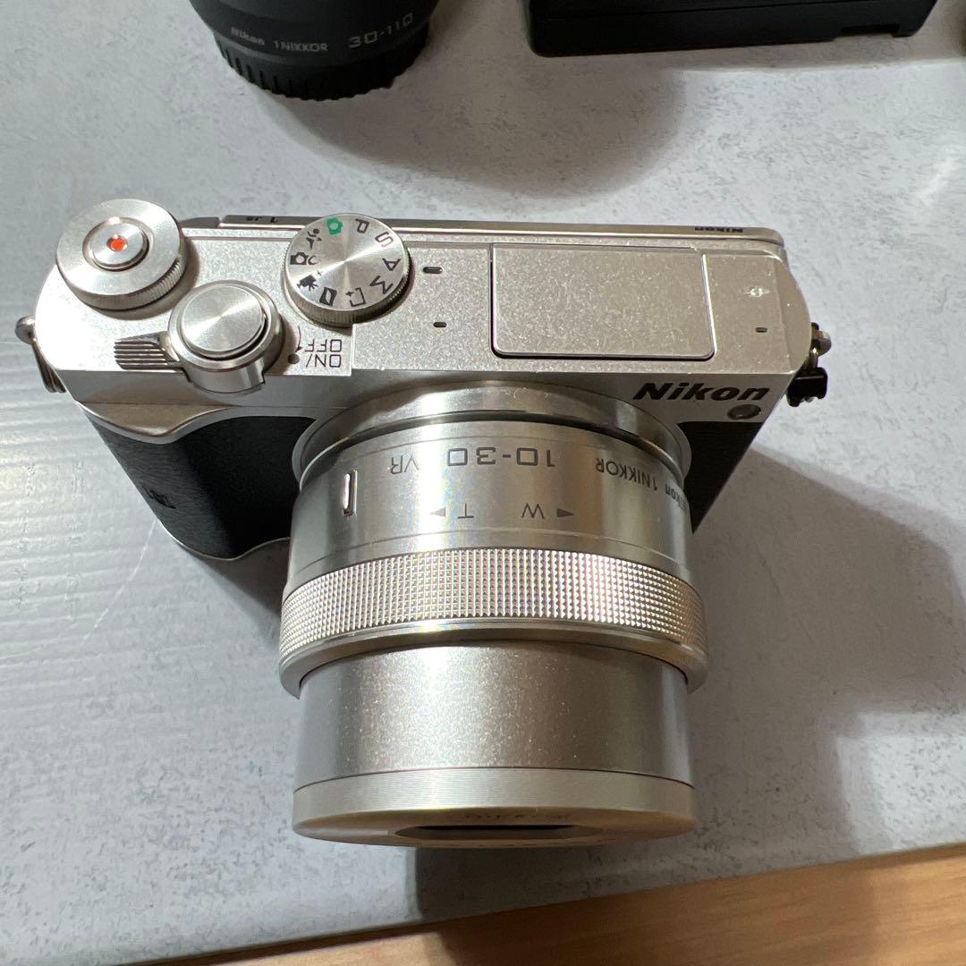 ローキンNikon1 ミラーレスカメラ ニコン j5 トリプルレンズセット