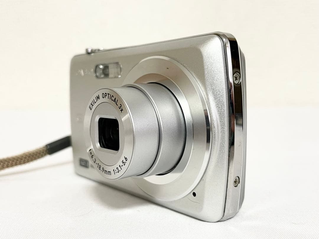 【完動品】　CASIO EXILIM EX-Z35 動作確認済　専用ケース付