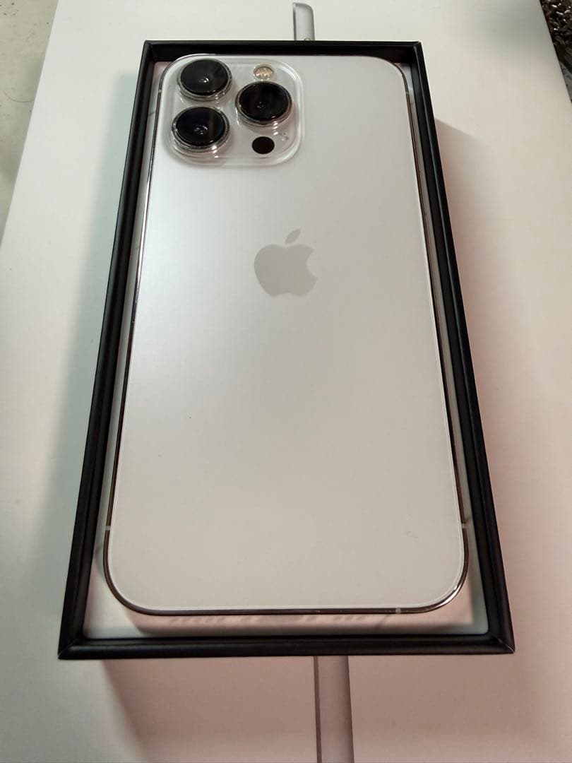 Apple iPhone 13 Pro シルバー 本体128G箱付きSIMフリー