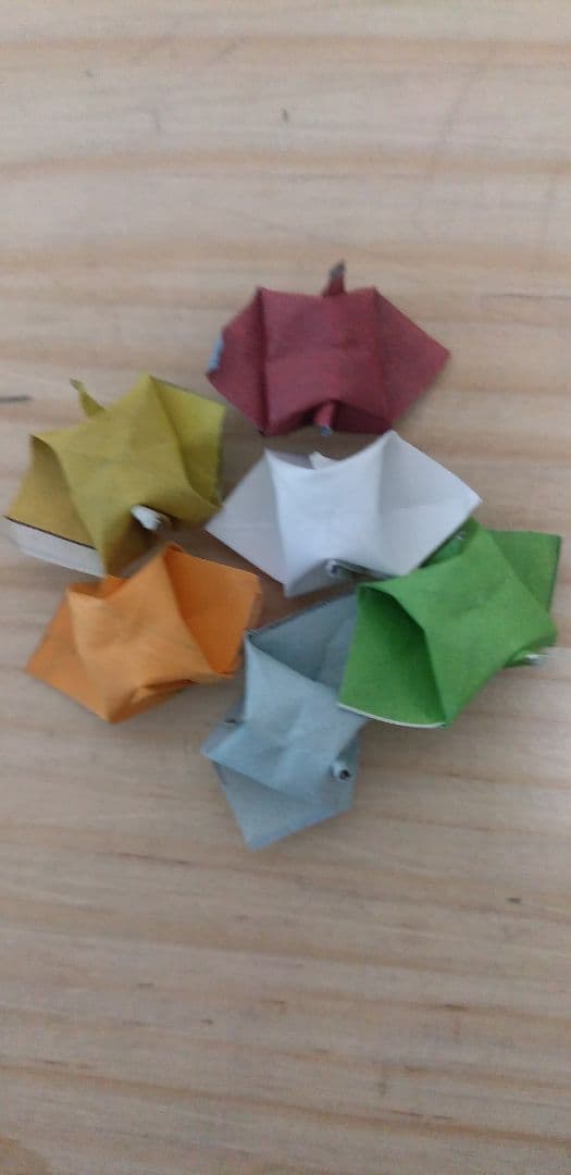 千羽鶴 (ホワイト）