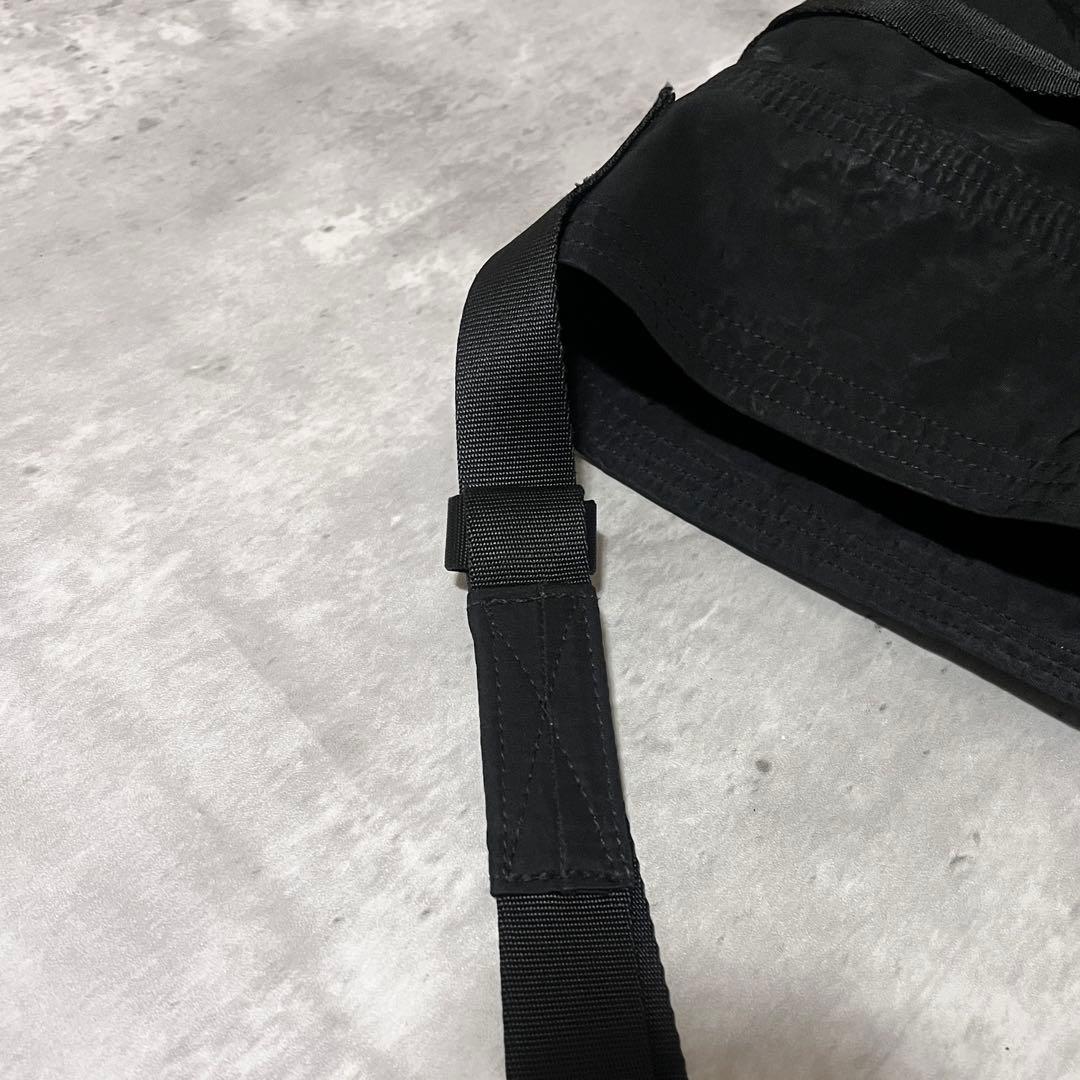 C.P.COMPANY NYLON B メッセンジャーバッグ y2k 黒 シティ