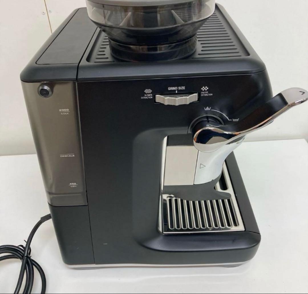 A375-6 Breville BES876エスプレツ ソマシン　220V〜