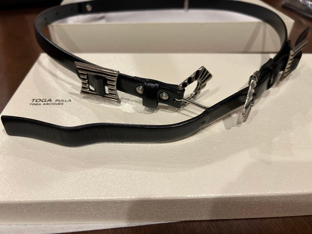 TOGA PULLAブラックレザーベルト ダブルバックルベルト トガ　プルラ
