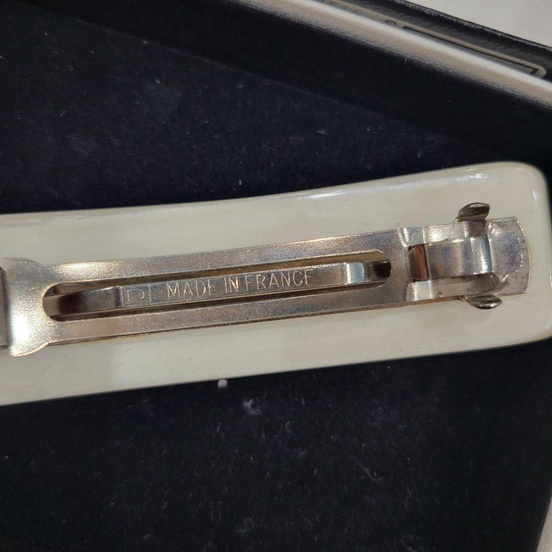 CHANEL　シャネル　スクエア　ホワイト×シルバー　バレッタ　ヘアピン