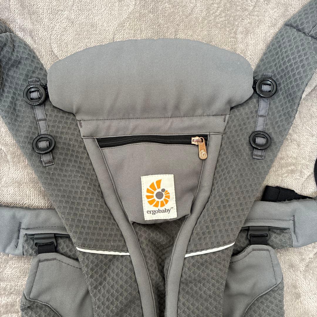 ergo baby 抱っこ紐　OMNI Breeze グレー