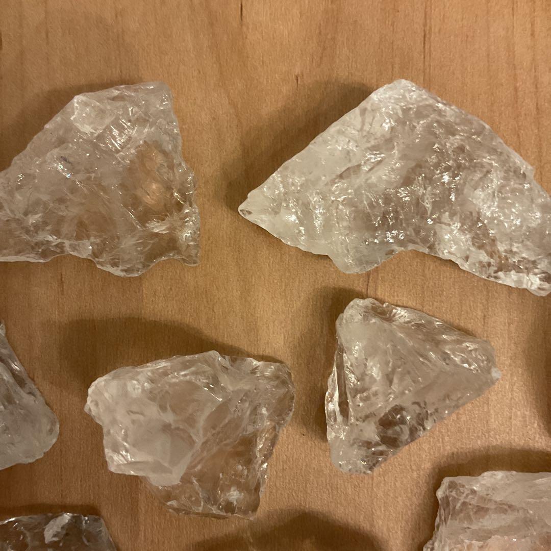 ラスト1点！ マダガスカル産　かち割り水晶　ガラスと真鍮のトレーセット