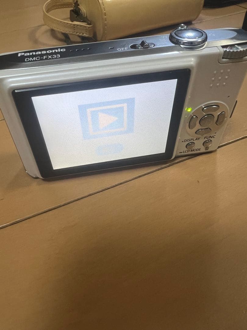 Panasonic LUMIX DMC-FX33 コンパクトデジタルカメラ
