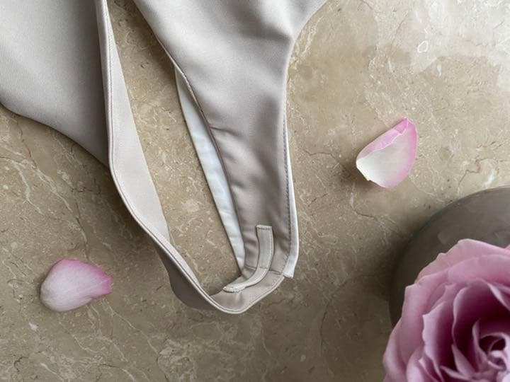 人気商品　♡LE TABLIER ♡ マドモアゼル ドレスエプロン 丸襟