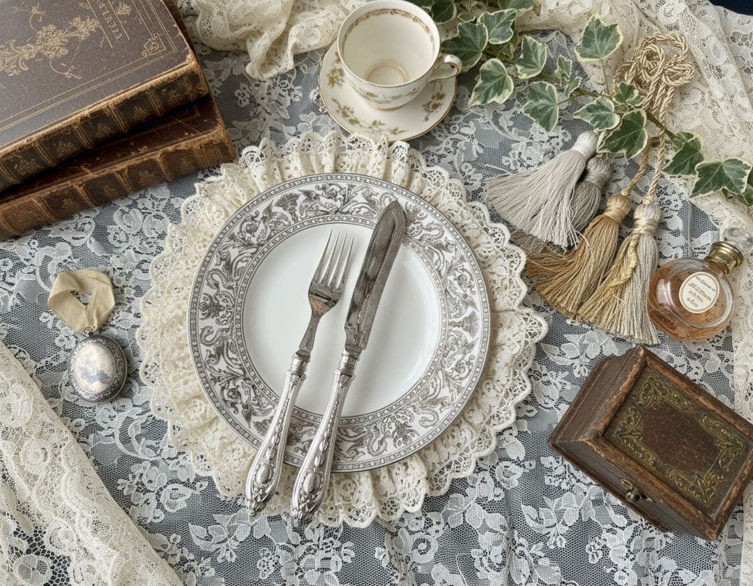 アンティーク　シルバープレート デザートナイフ＆フォーク 4組（8本）