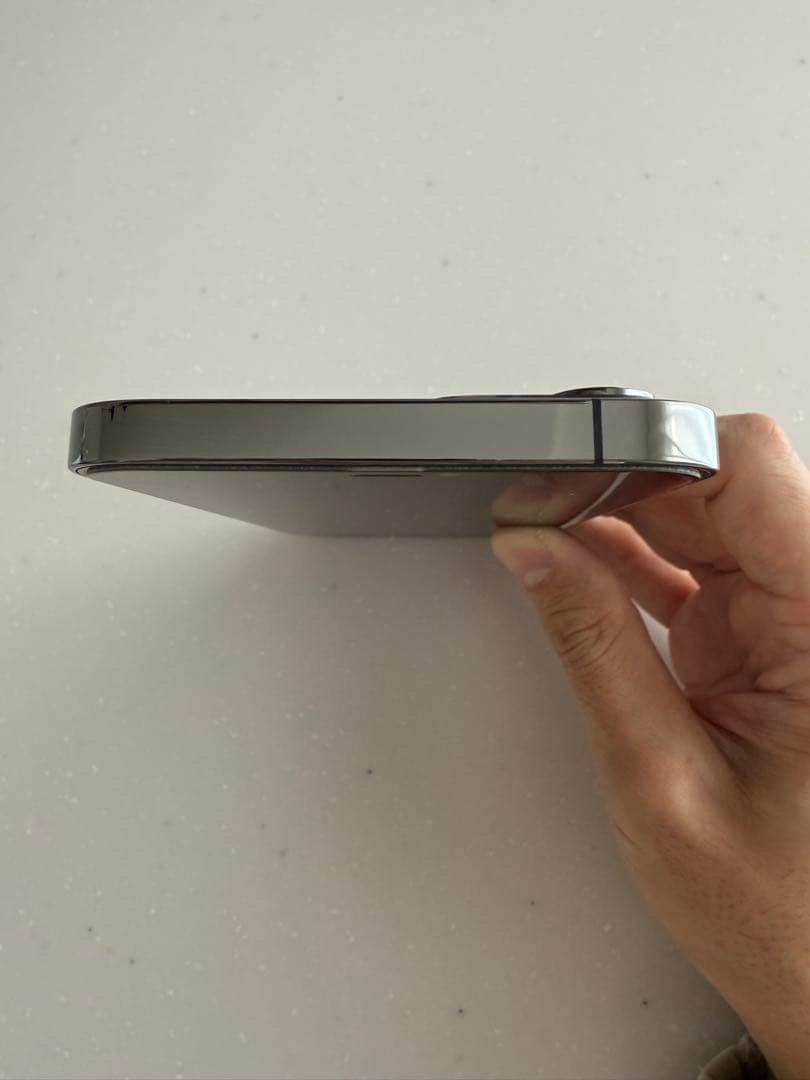 iPhone 12 Pro グラファイト 256GB 本体のみ