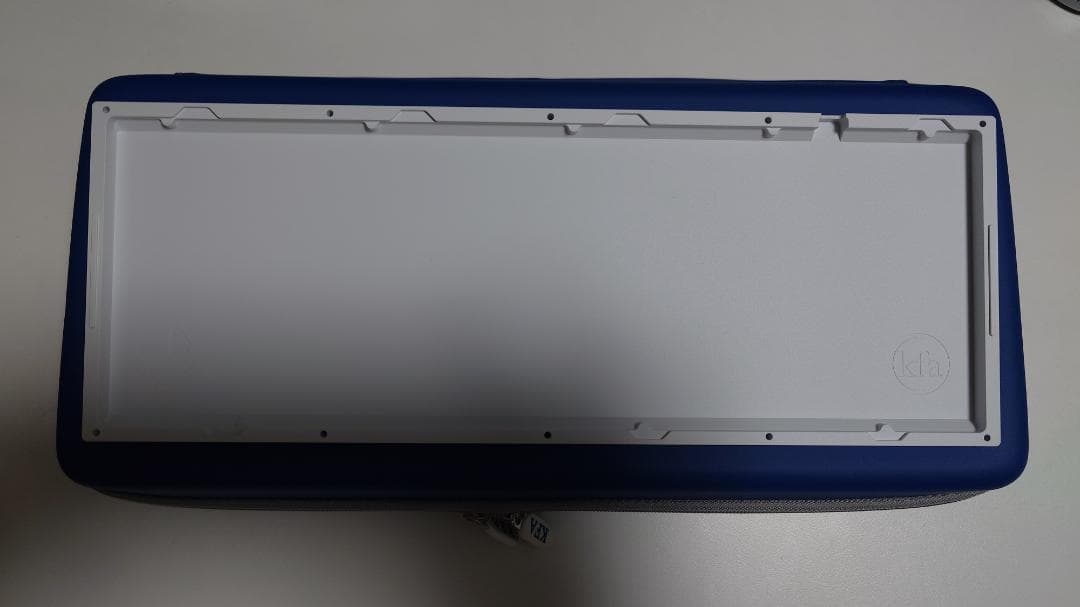 自作キーボード Freebird TKL White