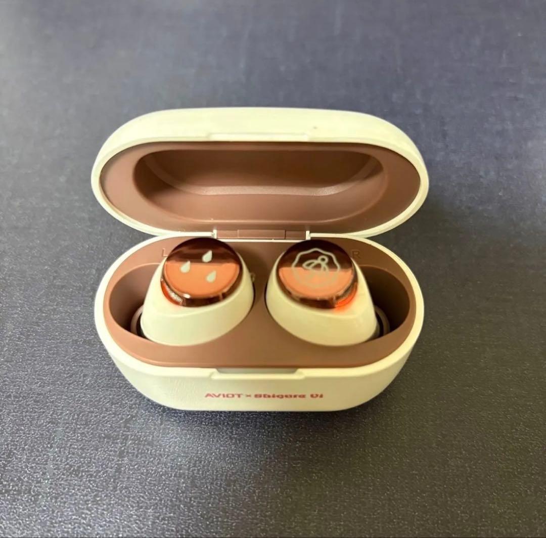AVIOt しぐれうい コラボ ワイヤレスイヤフォン