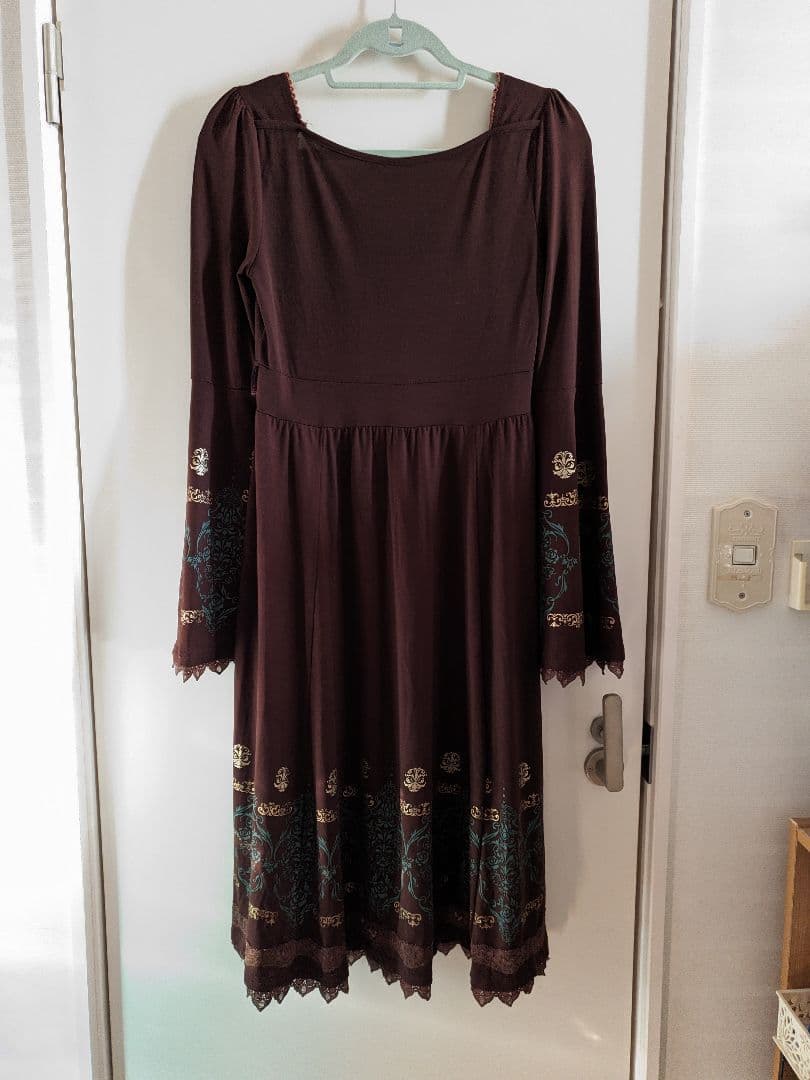 OZZ ONESTE オッズオネスト 茶色 フレア袖 ワンピース OZZ ON