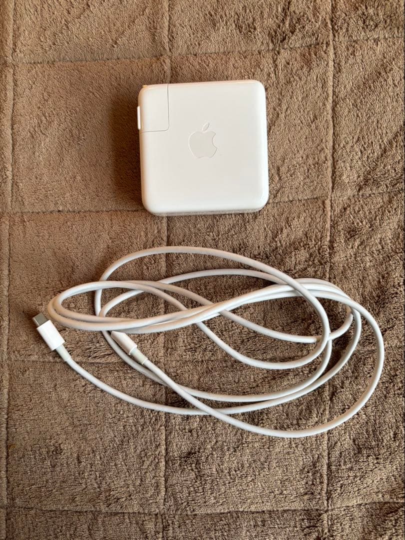 お値下げMacBook Pro (Apple M1, 8GB)