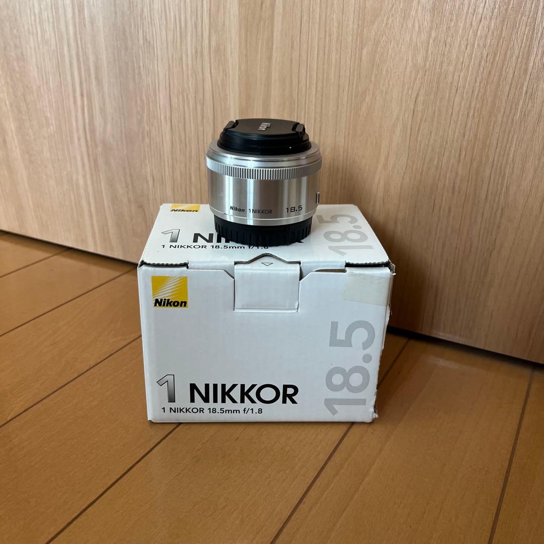 Nikon J5 ダブルレンズキット　純正カバー付