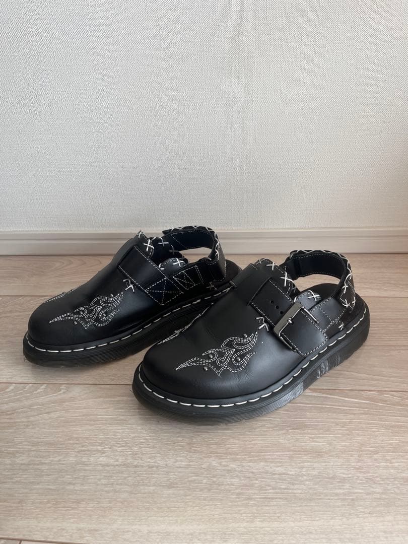 【美品】Dr.Martens クロッグサンダル